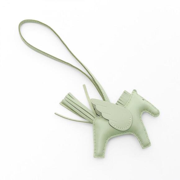 HERMES Green Leather Charm - Picture 3 of 6